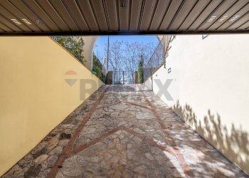 garage - Villa via giuseppe motta
14, Avola - photo 62