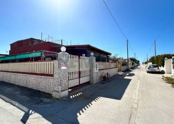 Edificio all\'aperto - Villa Pachino - foto 1