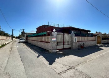 Edificio all\'aperto - Villa Pachino - foto 2