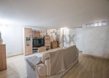 Soggiorno - Quadrilocale Via Premuda
 
24, Siracusa - foto 1