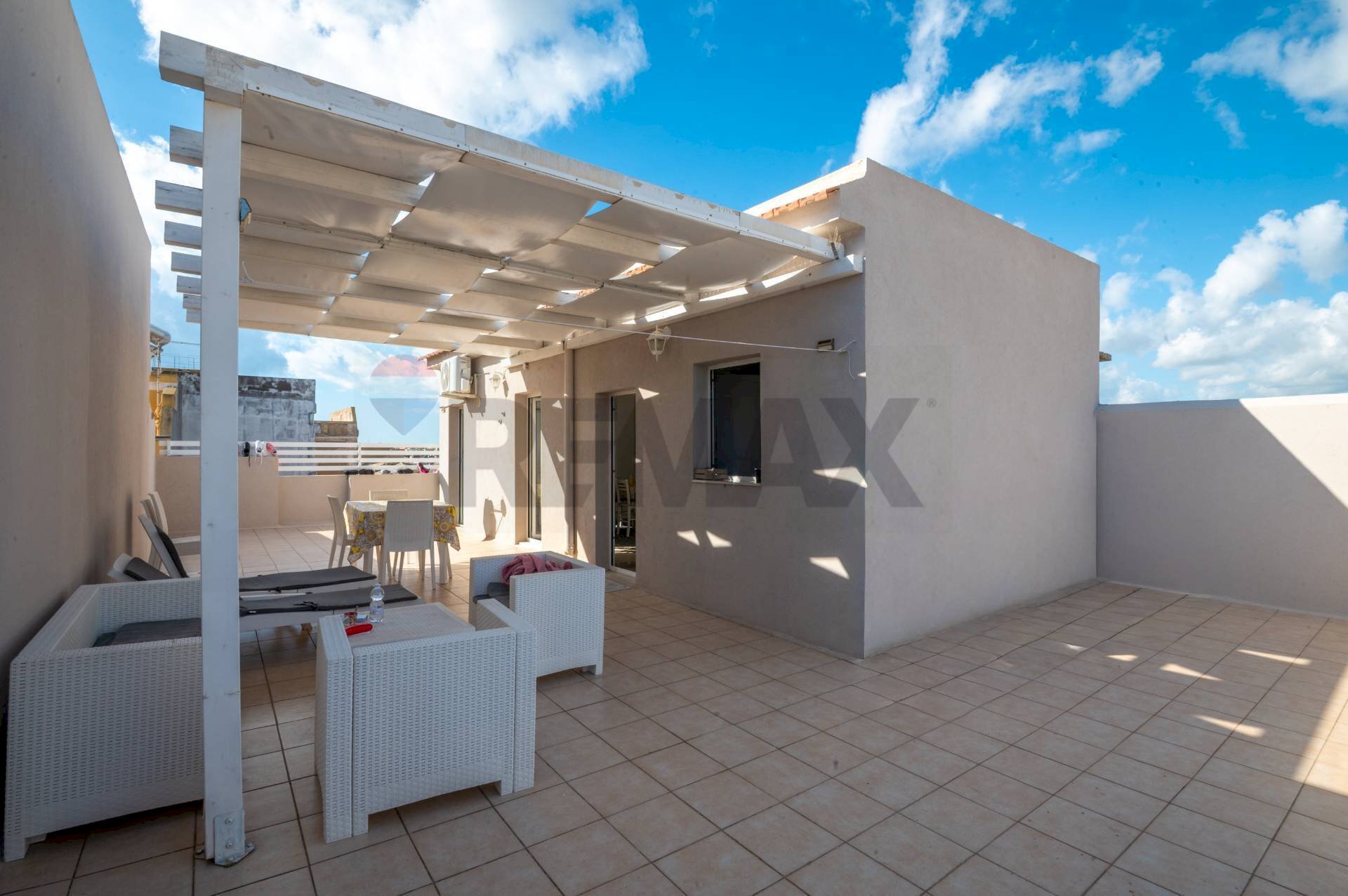 Terrazza - Casa semi indipendente Via Unità
 
90, Pachino - foto 3