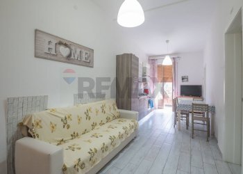 Sala da pranzo - Casa semi indipendente Via Unità
 
90, Pachino - foto 9