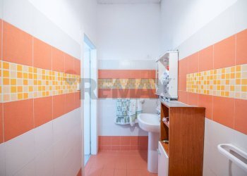 Bagno - Casa semi indipendente Via Unità
 
90, Pachino - foto 13