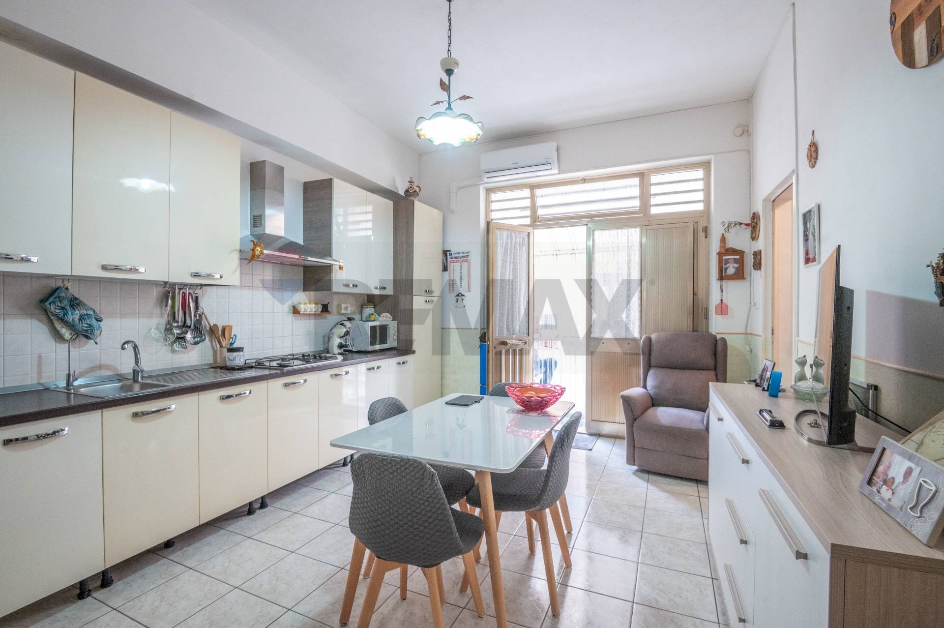 Cucina - Casa semi indipendente Via Unità
 
88, Pachino - foto 1