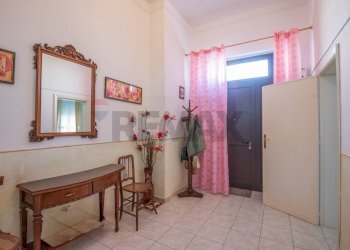 Hall / corridoio - Casa semi indipendente Via Unità
 
88, Pachino - foto 8