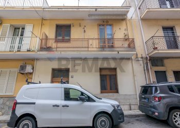 Edificio all\'aperto - Casa indipendente via Palestro
 
83, Priolo Gargallo - foto 4