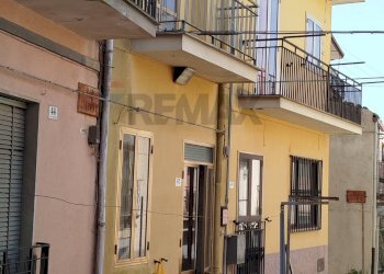 Edificio all\'aperto - Independent house via colonna
 
42, Buccheri - photo 3