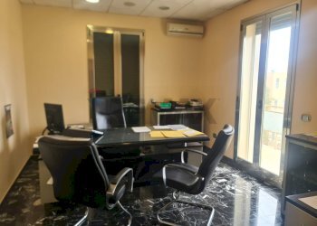 Ufficio - Appartamento VIA DEMOSTANE
 
1, Siracusa - foto 2