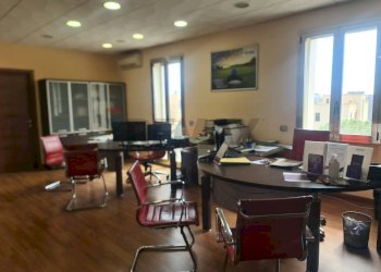 Ufficio - Appartamento VIA DEMOSTANE
 
1, Siracusa - foto 3