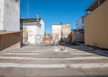 Terrazza - Negozio Via Palestro
 
106-108, Priolo Gargallo - foto 8