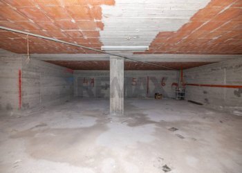 Parcheggio - Negozio Via Palestro
 
106-108, Priolo Gargallo - foto 13