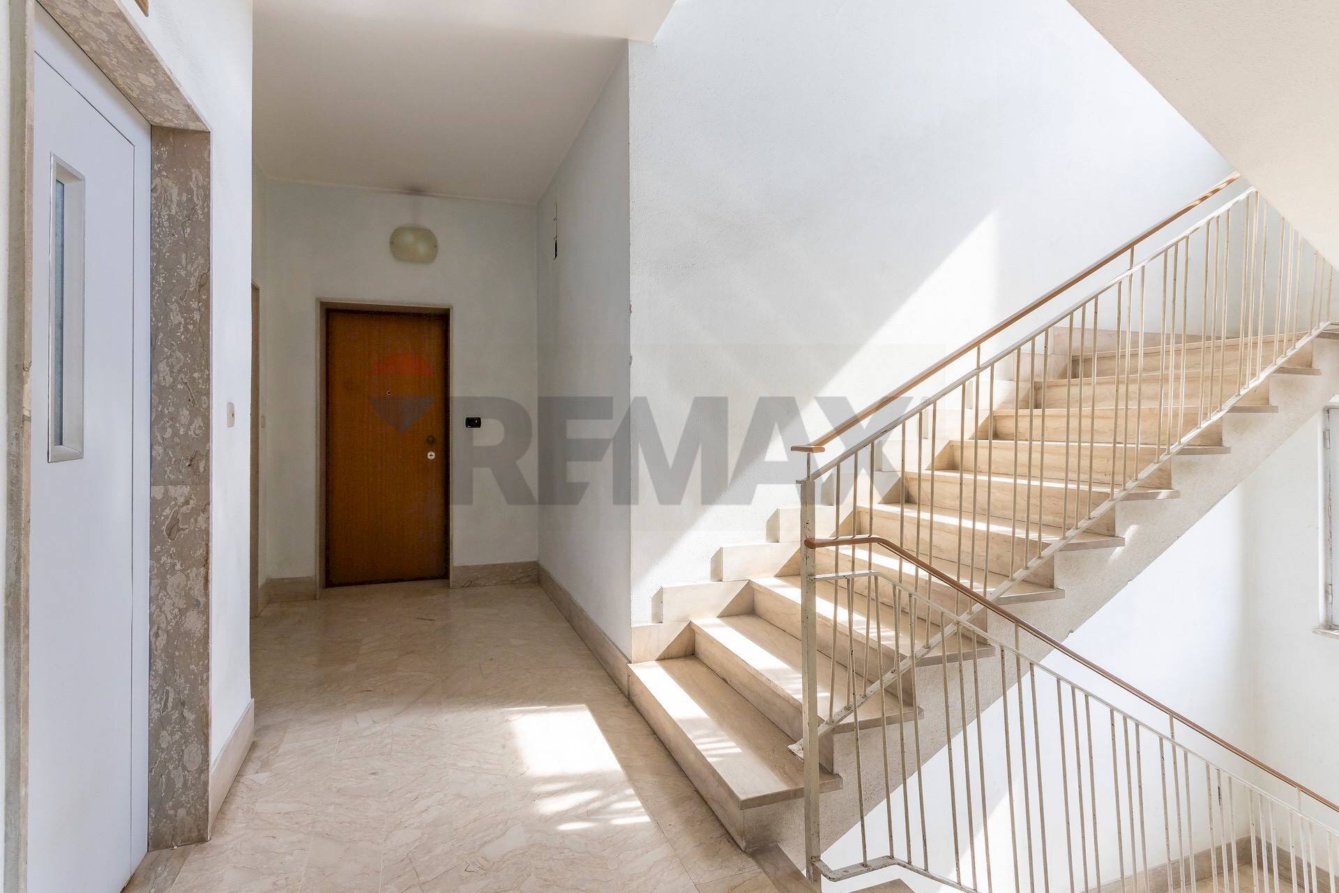 Scale - Appartamento Viale Santa Panagia
 
136, Siracusa - foto 3
