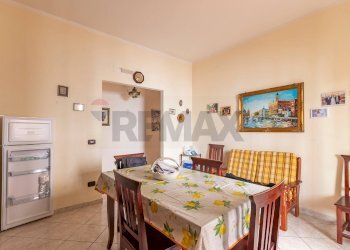 Sala da pranzo - Appartamento Viale Santa Panagia
 
136, Siracusa - foto 2