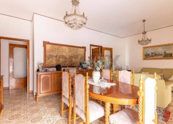 Sala da pranzo - Appartamento Viale Santa Panagia
 
136, Siracusa - foto 16