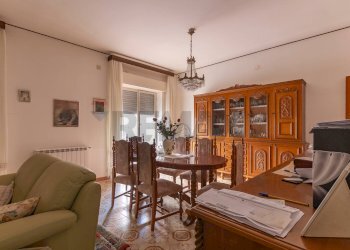 Sala da pranzo - Appartamento Viale Santa Panagia
 
136, Siracusa - foto 29
