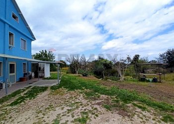 Giardino - Villa VIA GIOVANNI PASCOLI
 
4, Melilli - foto 4