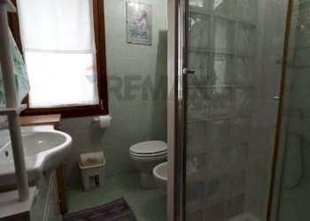 Bagno - Villa VIA GIOVANNI PASCOLI
 
4, Melilli - foto 10