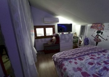Camera / camera da letto - Villa VIA GIOVANNI PASCOLI
 
4, Melilli - foto 19