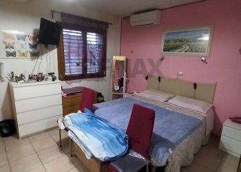 Camera / camera da letto - Villa VIA GIOVANNI PASCOLI
 
4, Melilli - foto 30