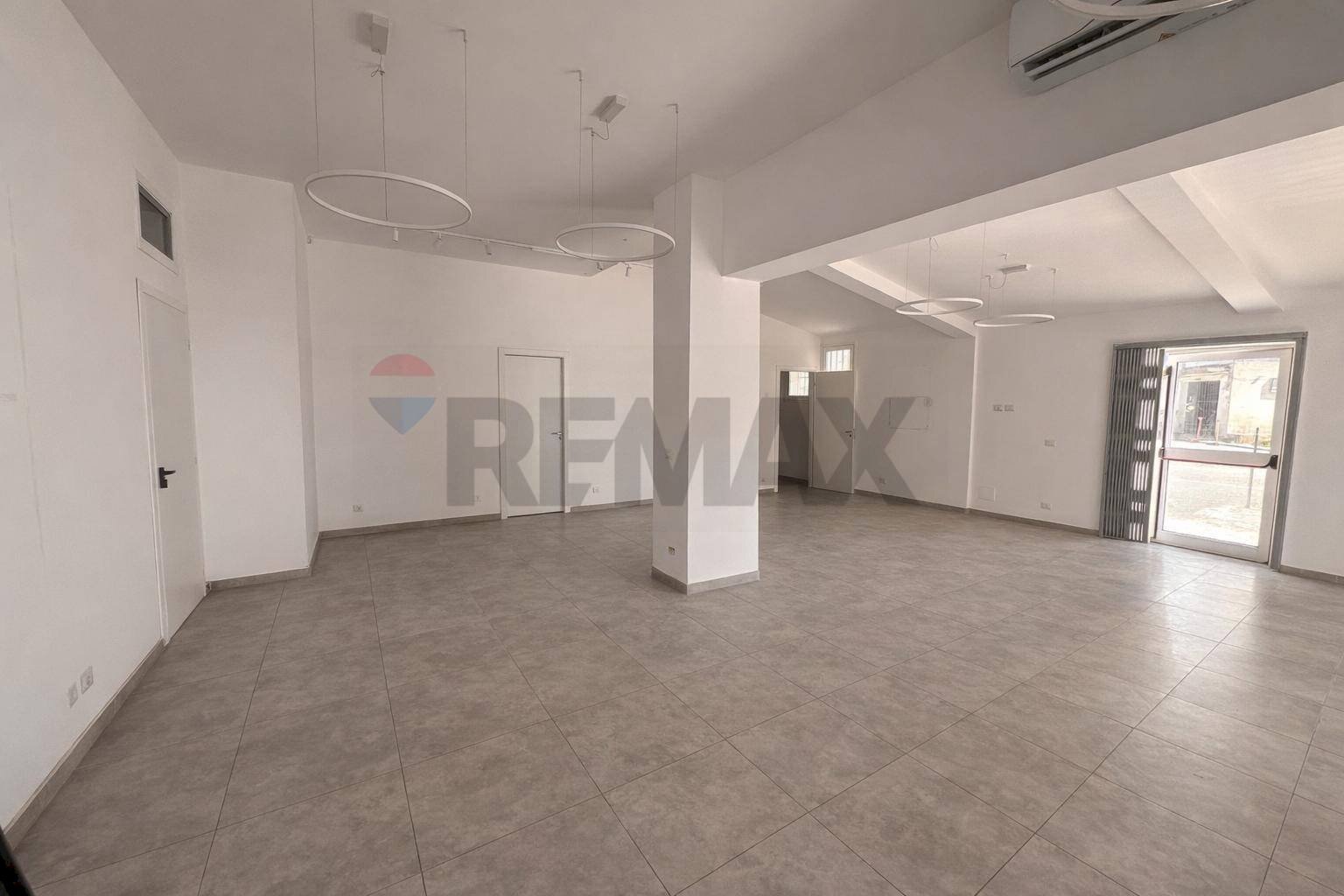 Stanza vuota - Commercial Premises Via Giovanni Pascoli
 
SnC, Pachino - photo 3