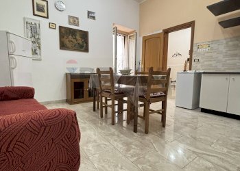 Sala da pranzo - Quadrilocale Cortile Morale
 
7, Avola - foto 4