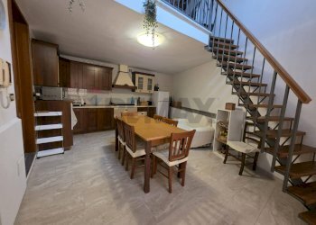 Sala da pranzo - Quadrilocale Cortile Morale
 
7, Avola - foto 29