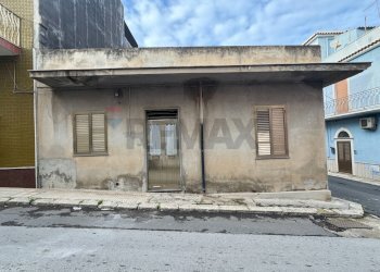 Casa all\'aperto - Casa indipendente VIA D. ARANGIO
 
62, Pachino - foto 1