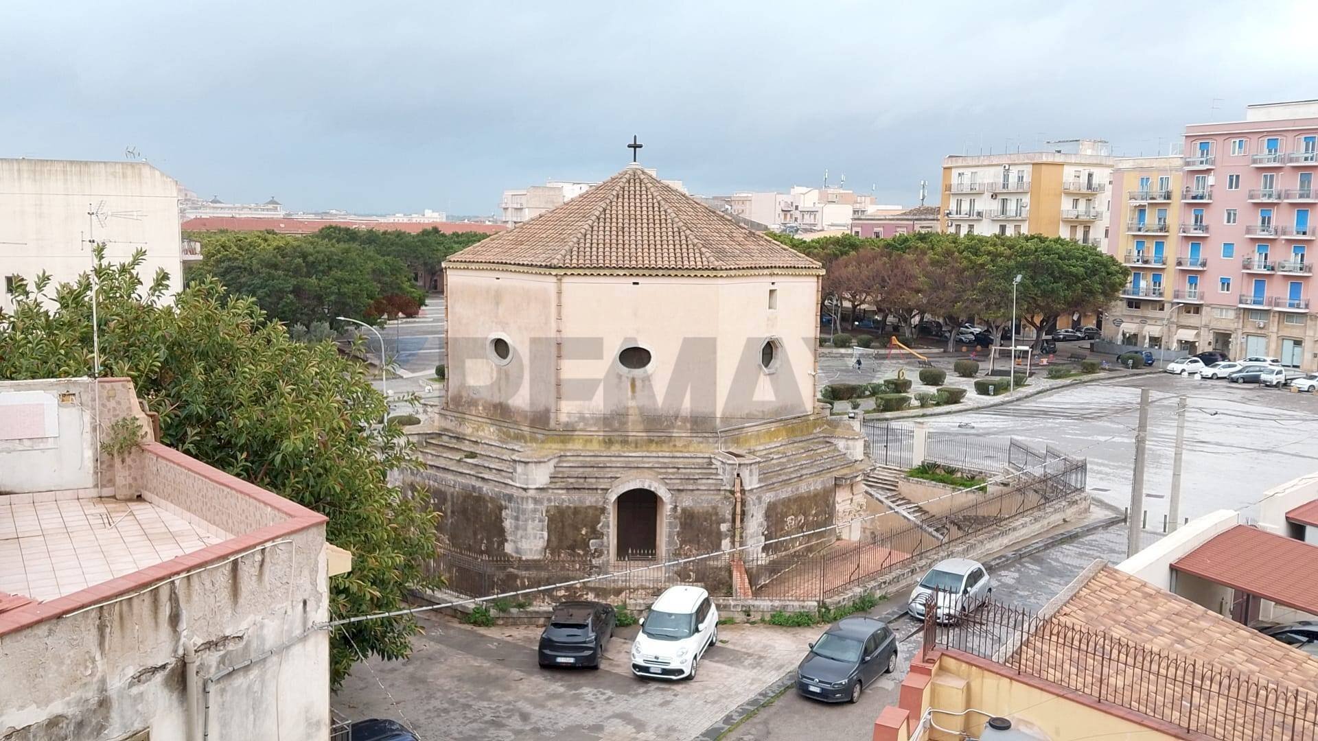 Edificio all\'aperto - Appartamento Via Bignami
 
11, Siracusa - foto 1