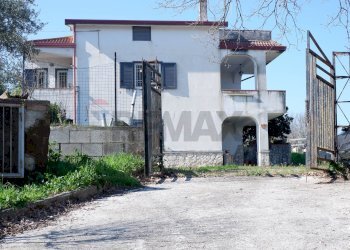 Casa all\'aperto - Independent house Via Linara
 
32, Limatola - photo 1