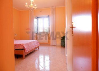 Camera / camera da letto - Independent house Via Linara
 
32, Limatola - photo 34