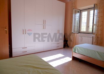 Camera / camera da letto - Independent house Via Linara
 
32, Limatola - photo 41