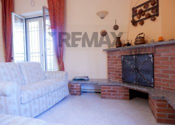 Soggiorno - Independent house Via Linara
 
32, Limatola - photo 80