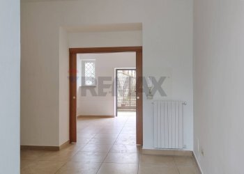 Hall / corridoio - Casa semi indipendente Via Vittorio Veneto
 
47, Piana di Monte Verna - foto 5