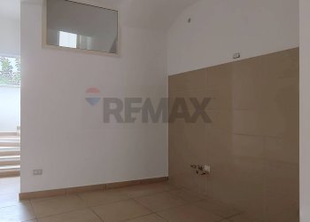 Stanza vuota - Casa semi indipendente Via Vittorio Veneto
 
47, Piana di Monte Verna - foto 7
