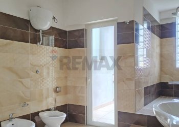 Bagno - Casa semi indipendente Via Vittorio Veneto
 
47, Piana di Monte Verna - foto 15