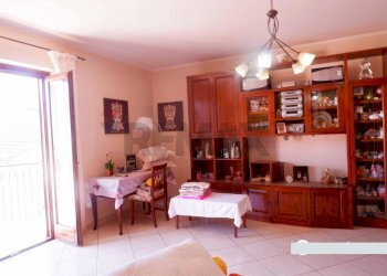Soggiorno - Three-room apartment Viale ITALIA, Pietramelara - photo 11