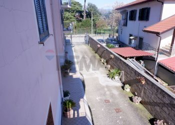 Balcone - Three-room apartment Viale ITALIA, Pietramelara - photo 13