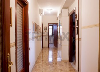 Hall / corridoio - Appartamento Viale Vincenzo Cappiello
 
8, Caserta - foto 11