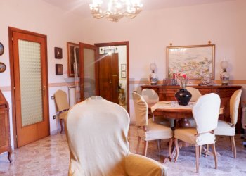 Sala da pranzo - Appartamento Viale Vincenzo Cappiello
 
8, Caserta - foto 13