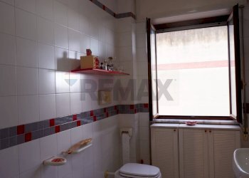 Bagno - Appartamento Viale Vincenzo Cappiello
 
8, Caserta - foto 32