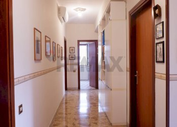 Hall / corridoio - Appartamento Viale Vincenzo Cappiello
 
8, Caserta - foto 39