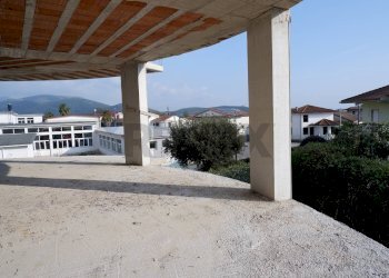 Terrazza - Four-room apartment Via IV novembre, Calvi Risorta - photo 3