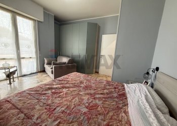 Camera / camera da letto - Trilocale Corso Dante Alighieri
 
116, Cairo Montenotte - foto 10