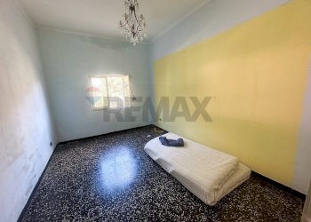 Camera / camera da letto - Independent house Via Nazionale Piemonte
 
29B, Savona - photo 14