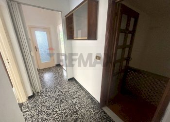 Hall / corridoio - Independent house Via Nazionale Piemonte
 
29B, Savona - photo 19