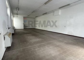 Parcheggio - Locale Commerciale Via Roma
 
27A, Altare - foto 6