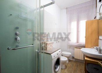 1 piano - bagno con doccia - Appartamento Via Livorno
 
9, Mira - foto 11