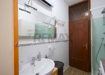 1 piano - bagno con doccia - Appartamento Via Livorno
 
9, Mira - foto 13