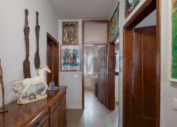 1 piano - corridoio - Appartamento Via Livorno
 
9, Mira - foto 15