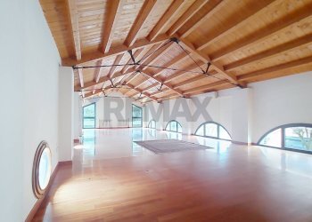 Stanza vuota - Negozio Limena - foto 7